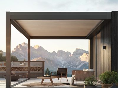 Terrassenüberdachung mit anpassbaren Lamellen, Outdoor-Living-Beschattung, HolzLand Hundshammer Deggendorf